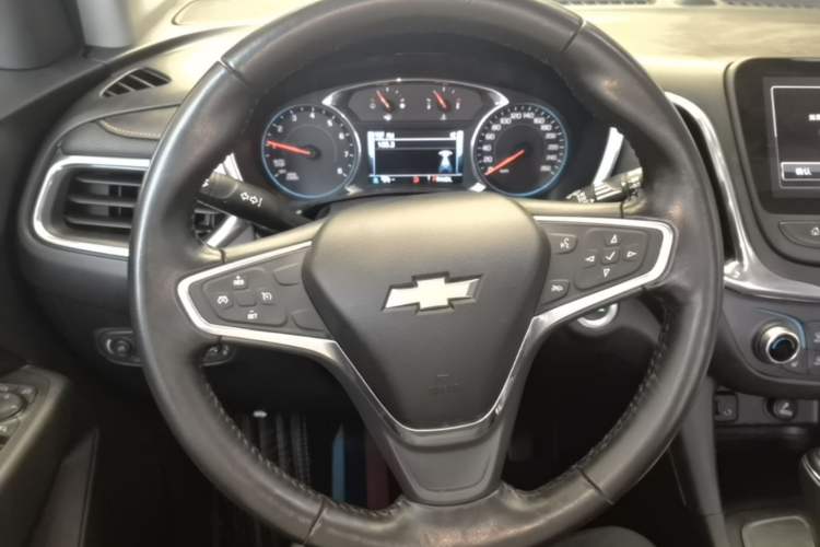 Used Chevrolet Equinox 2018 535T Automatic YuJie Edition Steering Wheel
