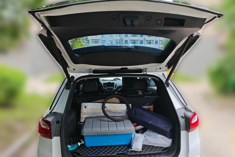 Used Chevrolet Equinox 2018 535T Automatic YuJie Edition Trunk