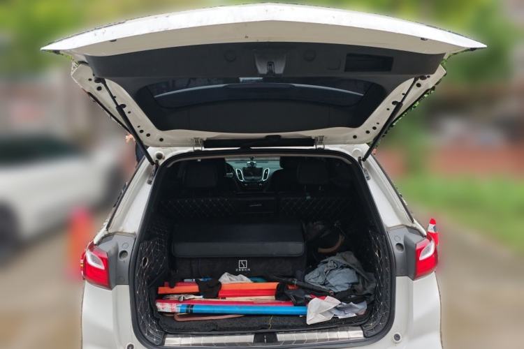 Used Chevrolet Equinox 2018 535T Automatic YuJie Edition Trunk