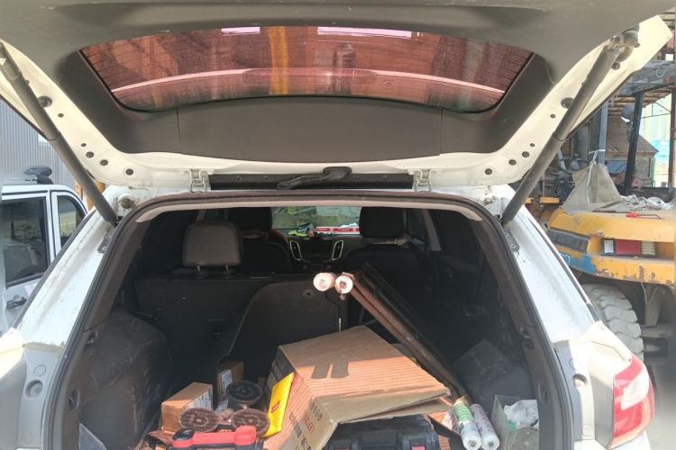 Used Chevrolet Equinox 2018 535T Automatic YuJie Edition Trunk