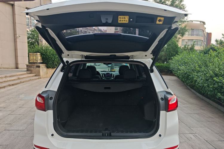 Used Chevrolet Equinox 2018 535T Automatic YuJie Edition Trunk
