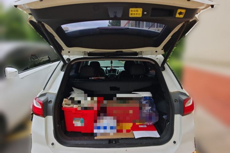 Used Chevrolet Equinox 2018 535T Automatic YuJie Edition Trunk