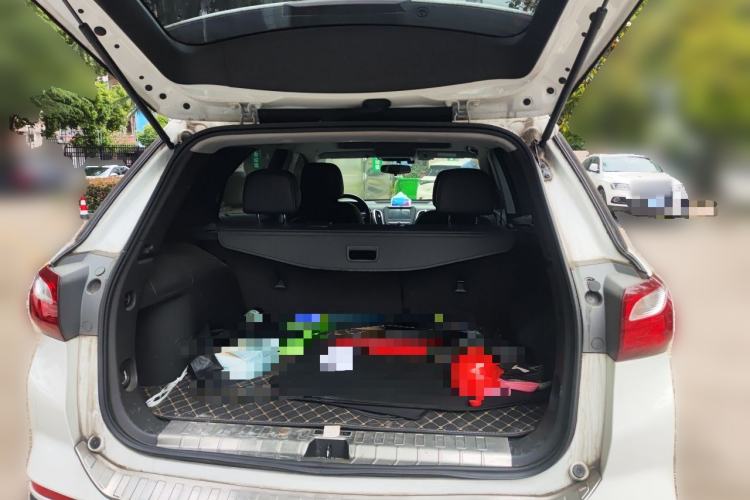 Used Chevrolet Equinox 2018 535T Automatic Chijie Edition Trunk