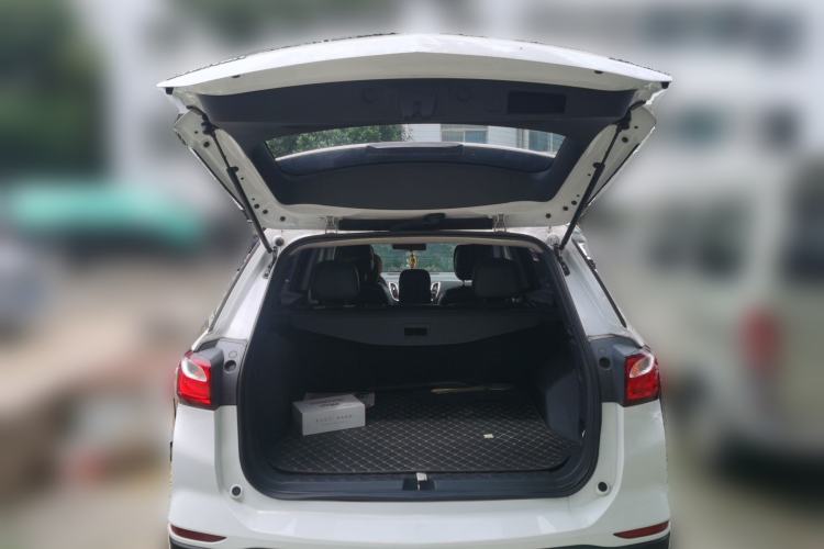 Used Chevrolet Equinox 2018 535T Automatic Lingjie Edition Trunk