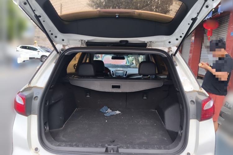 Used Chevrolet Equinox 2018 535T Automatic Chijie Edition Trunk