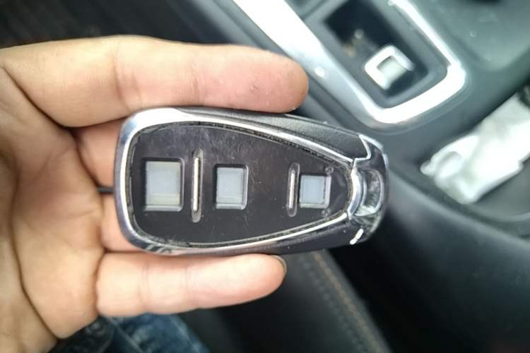 Used Chevrolet Equinox 2018 535T Automatic YuJie Edition Vehicle Key