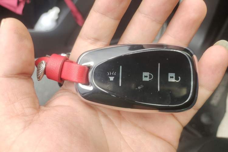 Used Chevrolet Equinox 2018 550T Automatic All-Wheel-Drive Explorer Edition Vehicle Key