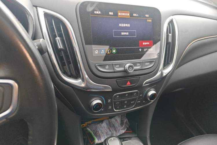 Used Chevrolet Equinox 2019 535T Automatic YuJie Edition China V Standard Audio And AC Panel
