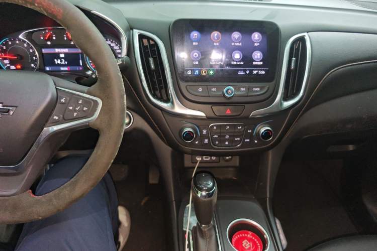 Used Chevrolet Equinox 2019 535T Automatic YuJie Edition China VI Audio And AC Panel