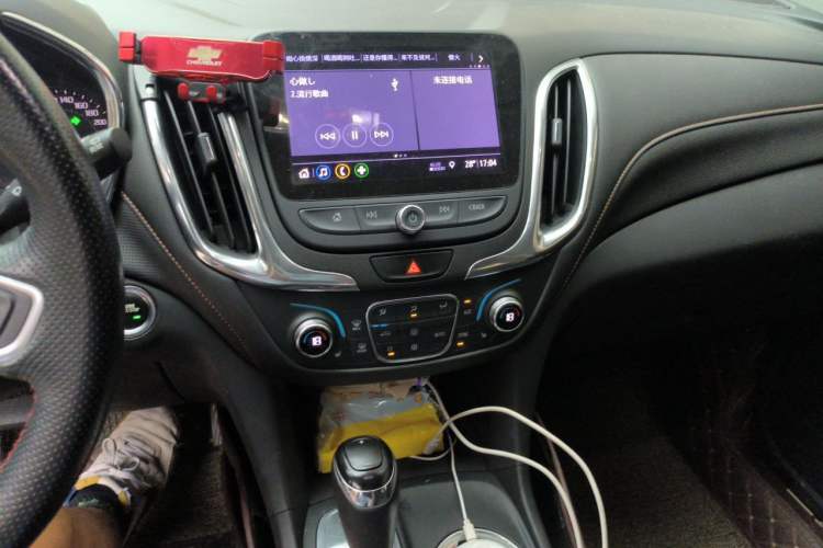 Used Chevrolet Equinox 2019 535T Automatic YuJie Edition China VI Audio And AC Panel
