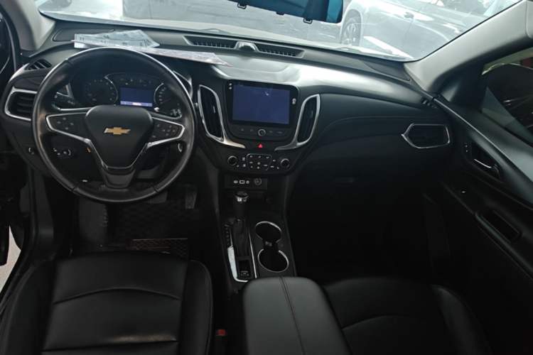 Used Chevrolet Equinox 2019 535T Automatic YuJie Edition China V Standard Audio And AC Panel