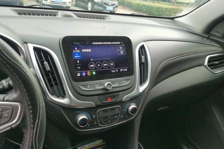Used Chevrolet Equinox 2019 535T Automatic YuJie Edition China VI Audio And AC Panel