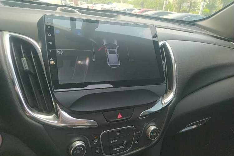 Used Chevrolet Equinox 2019 535T Automatic Lingjie Edition China VI Standard Audio And AC Panel