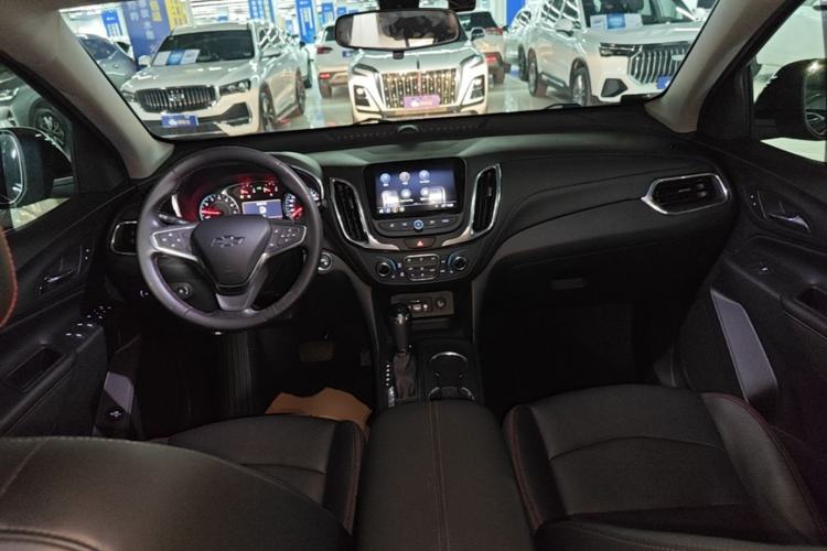 Used Chevrolet Equinox 2019 Redline 550T Automatic All-Wheel-Drive RS Model China V Standard Center Console