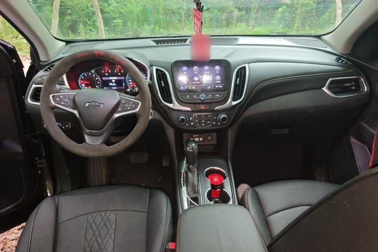 Used Chevrolet Equinox 2019 535T Automatic YuJie Edition China VI Center Console