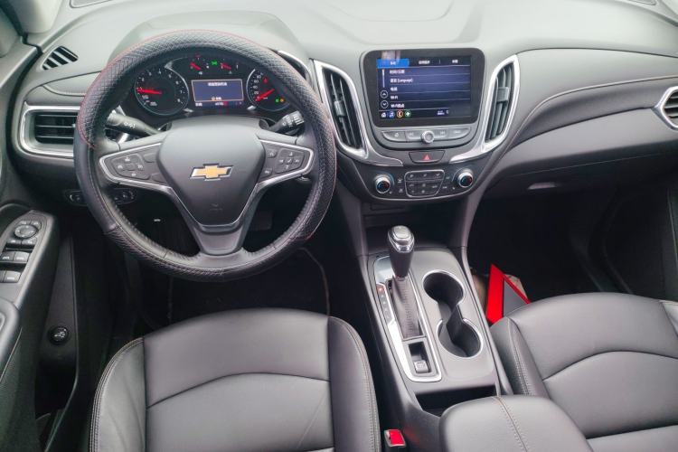 Used Chevrolet Equinox 2019 535T Automatic YuJie Edition China VI Center Console