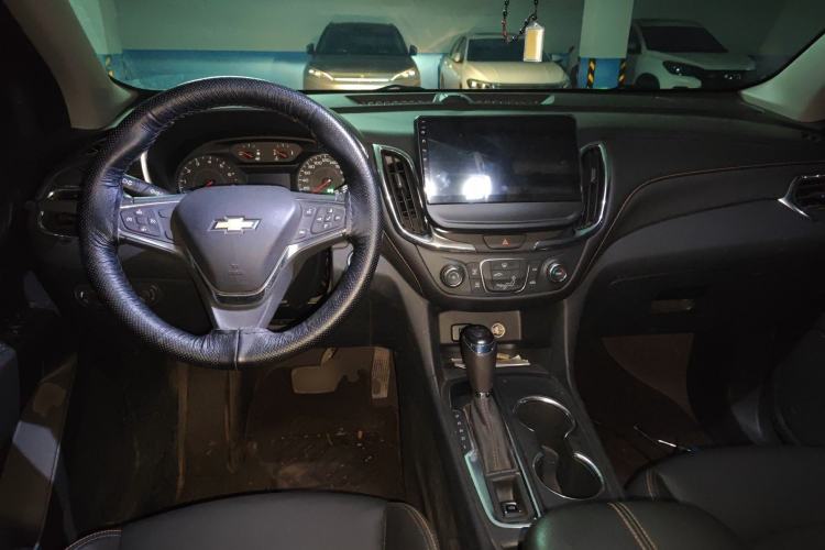 Used Chevrolet Equinox 2019 535T Automatic Chijie Edition China VI Center Console