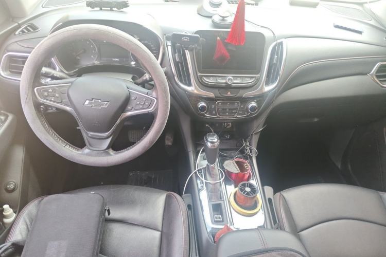 Used Chevrolet Equinox 2019 Redline 550T Automatic All-Wheel-Drive RS Model China V Standard Center Console