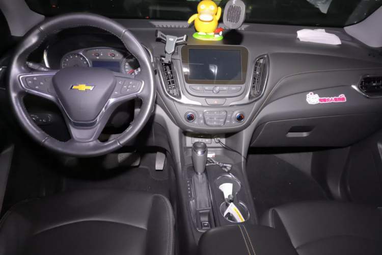 Used Chevrolet Equinox 2019 535T Automatic YuJie Edition China VI Center Console