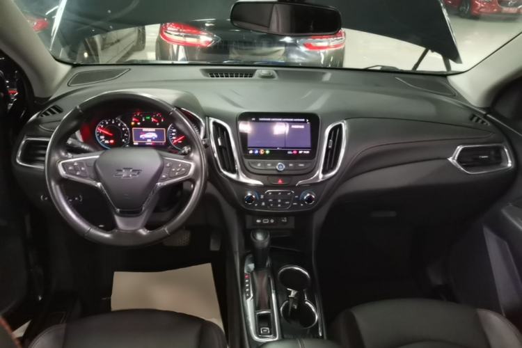 Used Chevrolet Equinox 2019 Redline 550T Automatic All-Wheel-Drive RS Model China V Standard Center Console