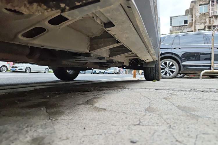 Used Chevrolet Equinox 2019 Redline 550T Automatic All-Wheel-Drive RS Model China VI Standard Chassis Front Left