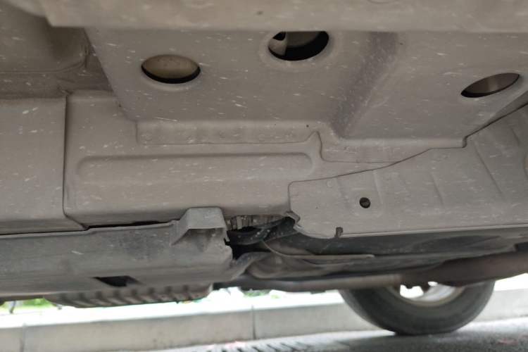Used Chevrolet Equinox 2019 535T Automatic YuJie Edition China V Standard Chassis Rear Left
