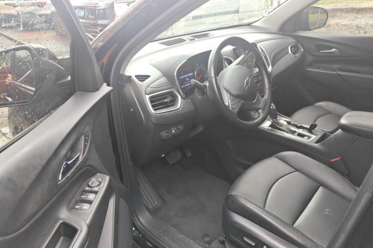 Used Chevrolet Equinox 2019 535T Automatic YuJie Edition China V Standard Driver Seat
