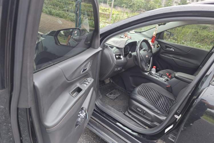 Used Chevrolet Equinox 2019 535T Automatic Chijie Edition China V Standard Driver Seat