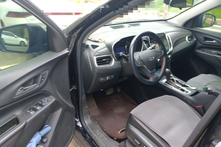 Used Chevrolet Equinox 2019 Redline 550T Automatic All-Wheel-Drive RS Model China VI Standard Driver Seat