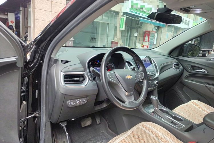 Used Chevrolet Equinox 2019 535T Automatic YuJie Edition China VI Driver Seat