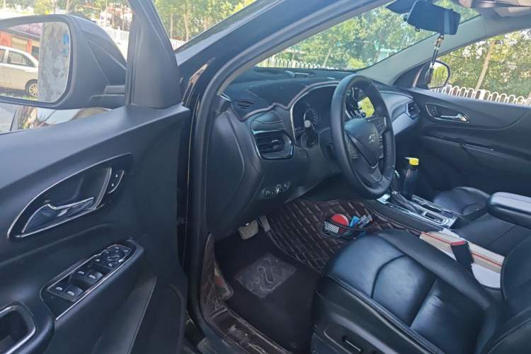 Used Chevrolet Equinox 2019 535T Automatic YuJie Edition China VI Driver Seat