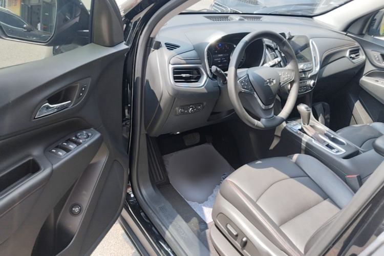 Used Chevrolet Equinox 2019 Redline 550T Automatic All-Wheel-Drive RS Model China VI Standard Driver Seat