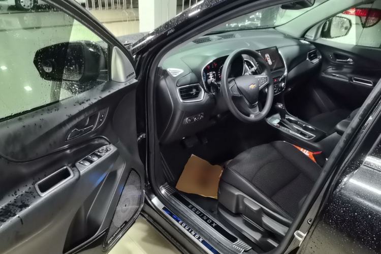 Used Chevrolet Equinox 2019 535T Automatic Lingjie Edition China VI Standard Driver Seat
