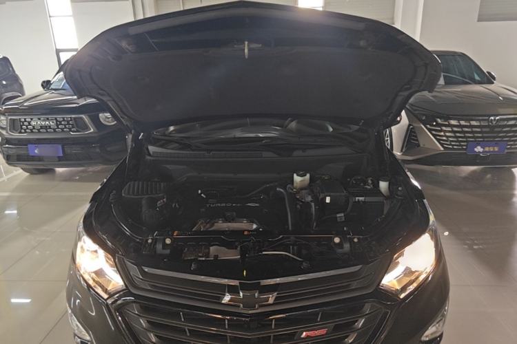Used Chevrolet Equinox 2019 Redline 550T Automatic All-Wheel-Drive RS Model China V Standard Engine Bay