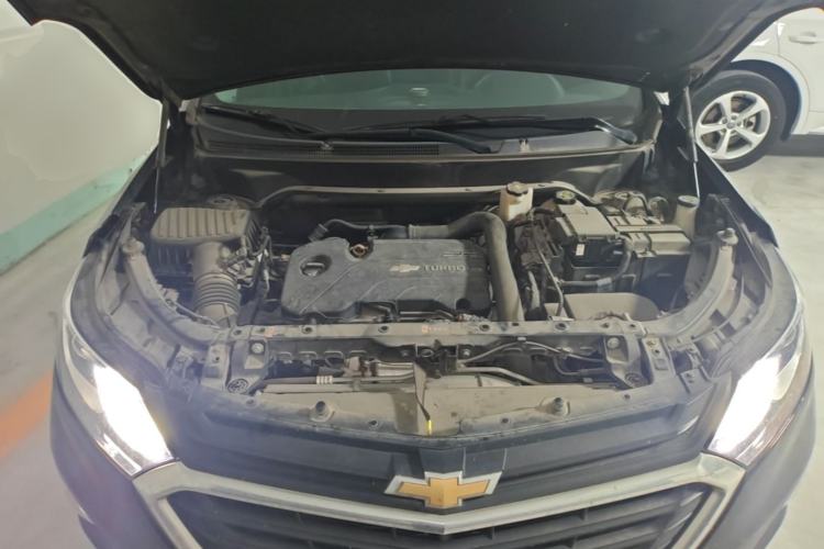 Used Chevrolet Equinox 2019 535T Automatic YuJie Edition China VI Engine Bay
