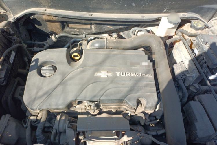 Used Chevrolet Equinox 2019 535T Automatic Chijie Edition China VI Engine Bay