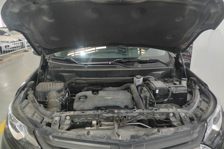 Used Chevrolet Equinox 2019 535T Automatic Chijie Edition China VI Engine Bay