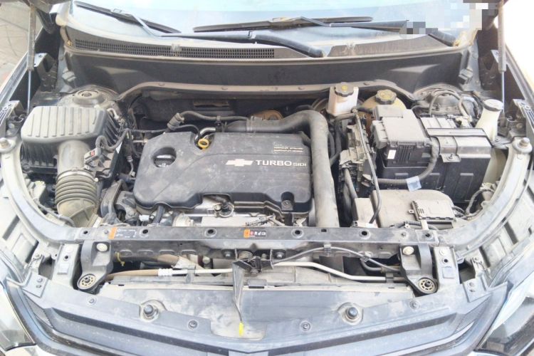 Used Chevrolet Equinox 2019 535T Automatic Chijie Edition China VI Engine Bay