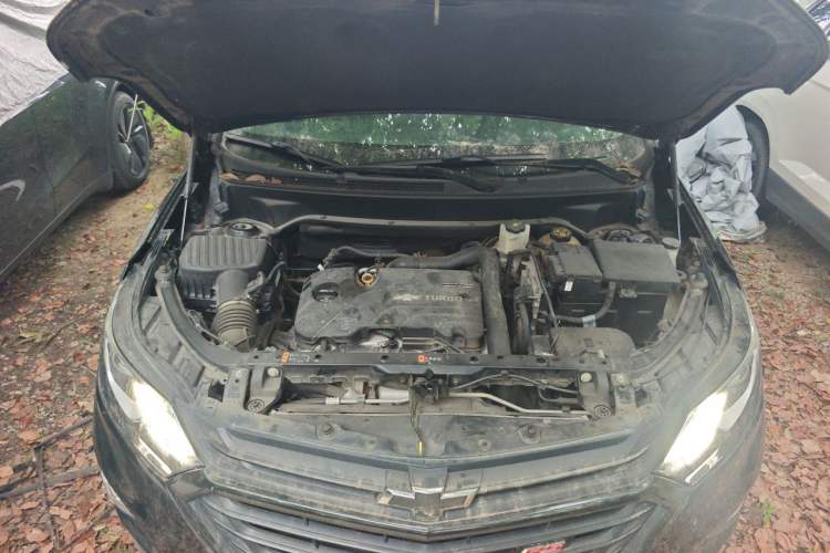 Used Chevrolet Equinox 2019 535T Automatic YuJie Edition China VI Engine Bay