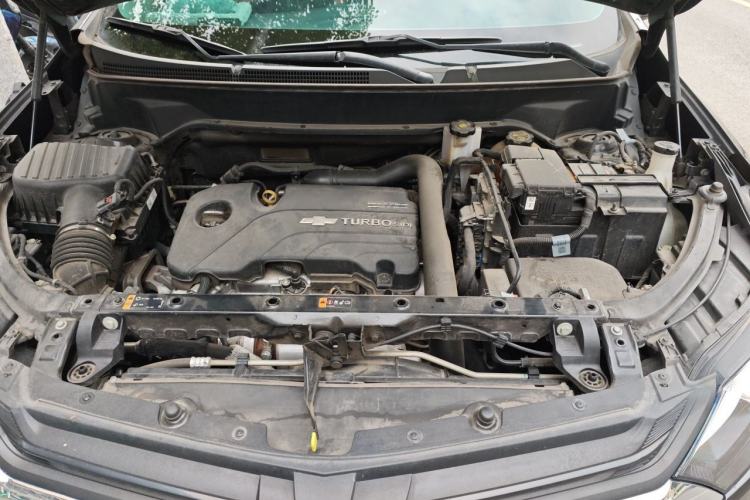 Used Chevrolet Equinox 2019 535T Automatic YuJie Edition China V Standard Engine Bay