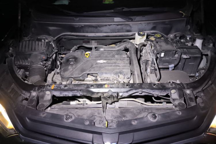 Used Chevrolet Equinox 2019 535T Automatic YuJie Edition China VI Engine Bay