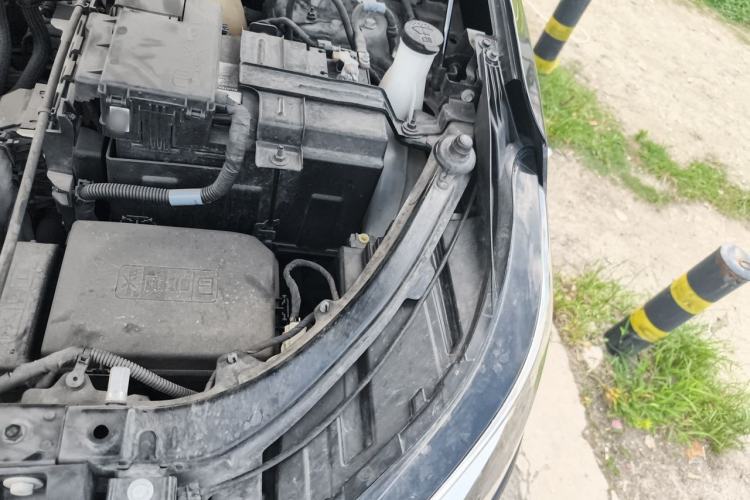 Used Chevrolet Equinox 2019 535T Automatic YuJie Edition China VI Engine Bay Left