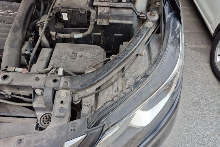 Used Chevrolet Equinox 2019 535T Automatic Chijie Edition China VI Engine Bay Left