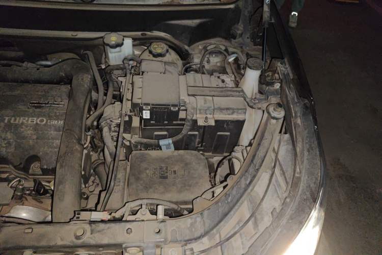 Used Chevrolet Equinox 2019 535T Automatic Chijie Edition China VI Engine Bay Left