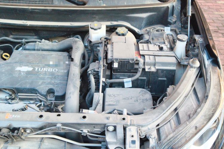 Used Chevrolet Equinox 2019 535T Automatic Chijie Edition China VI Engine Bay Left