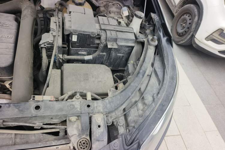 Used Chevrolet Equinox 2019 535T Automatic YuJie Edition China V Standard Engine Bay Left