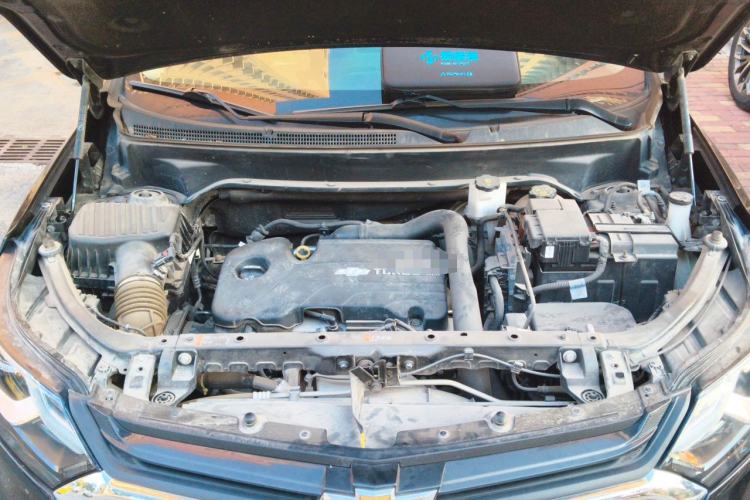 Used Chevrolet Equinox 2019 535T Automatic Chijie Edition China VI Engine Bay