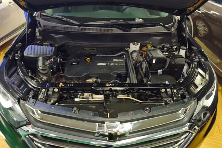 Used Chevrolet Equinox 2019 535T Automatic YuJie Edition China V Standard Engine Bay
