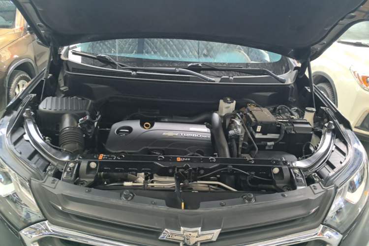 Used Chevrolet Equinox 2019 535T Automatic Chijie Edition China VI Engine Bay