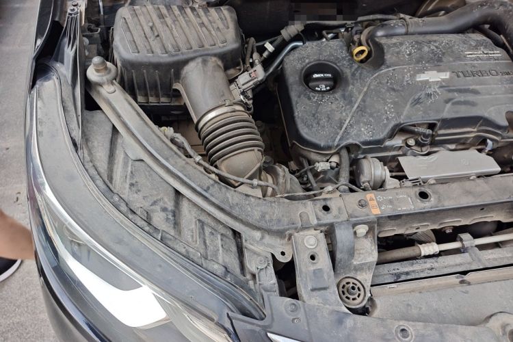 Used Chevrolet Equinox 2019 535T Automatic Chijie Edition China VI Engine Bay Right